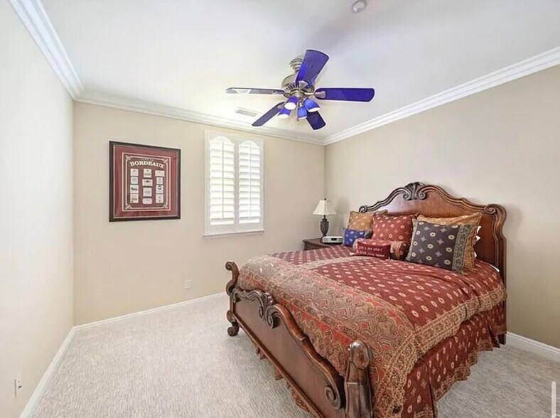 Building Photo - 2531 Costero Magestuoso