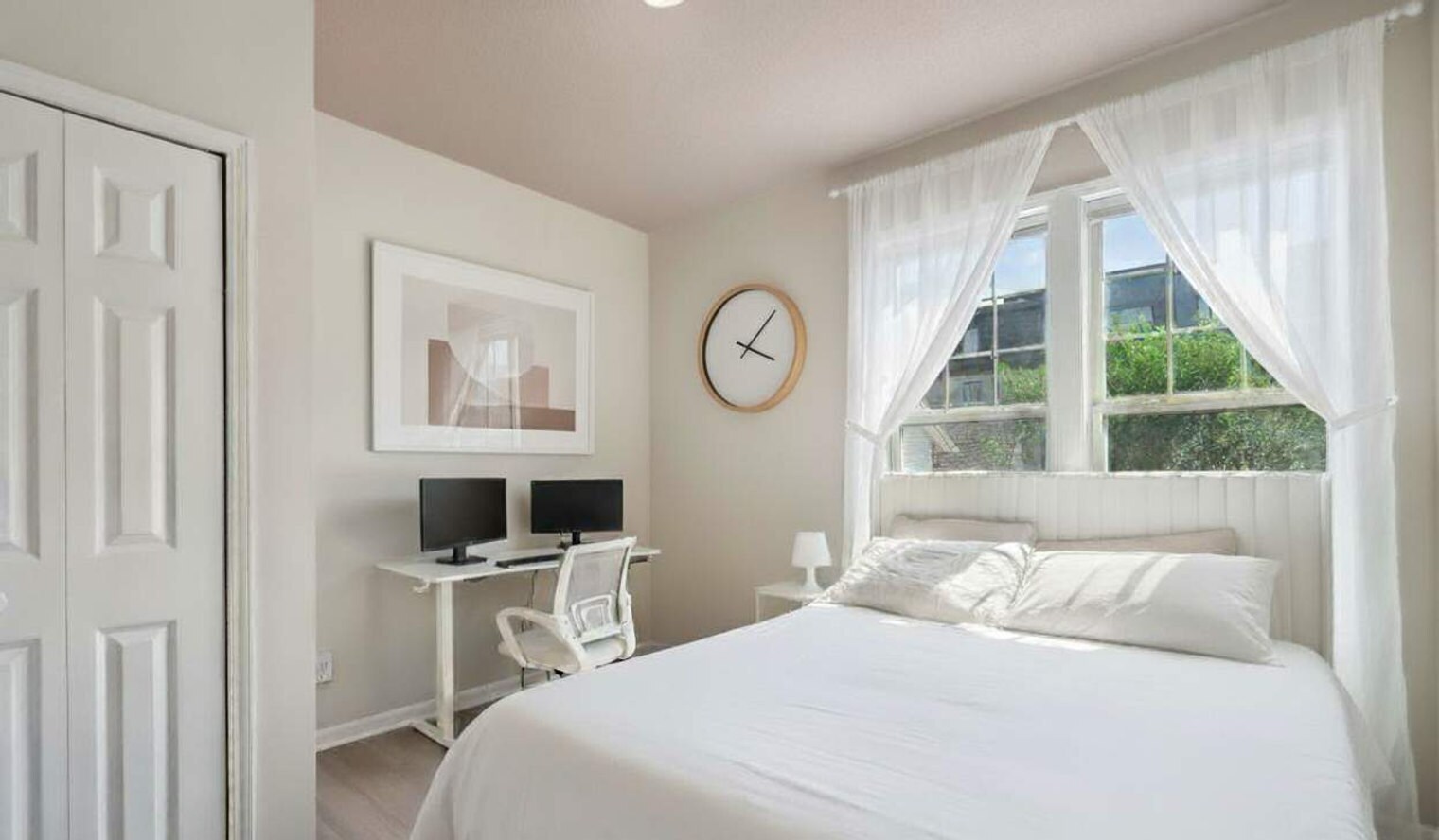 Building Photo - 2808 Colfax Ave South