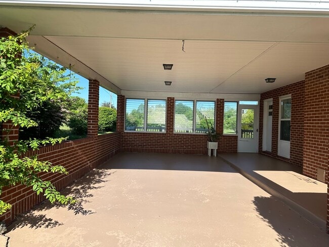 Building Photo - Ranch House with Finished Basement