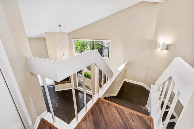 Building Photo - 5004 Bayard Ln