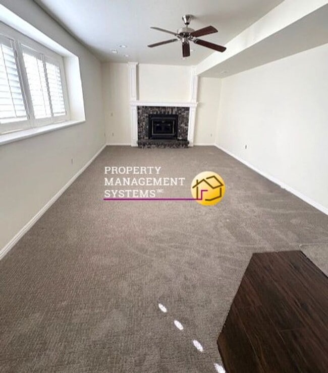 Building Photo - 5 Bedroom Home in Draper!