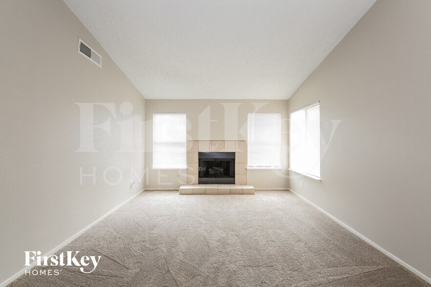 Building Photo - 6533 Chilton Ct