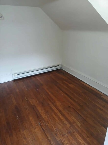 Building Photo - 1527 Jackson St