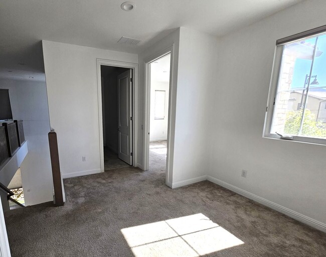 Building Photo - 20841 Acorn Cir