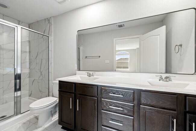 Building Photo - 718 Tinton Falls Ln