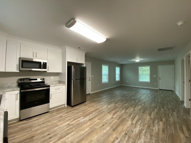 Building Photo - New Construction 2 bedroom, 2 bath duplex