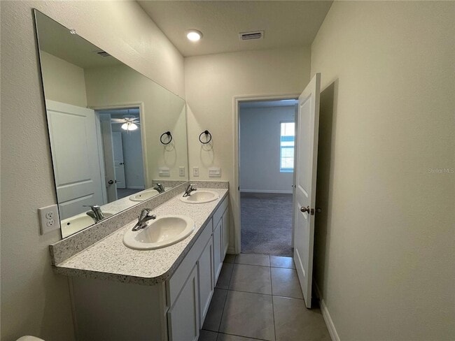 Building Photo - 2883 Peony Pr Ln