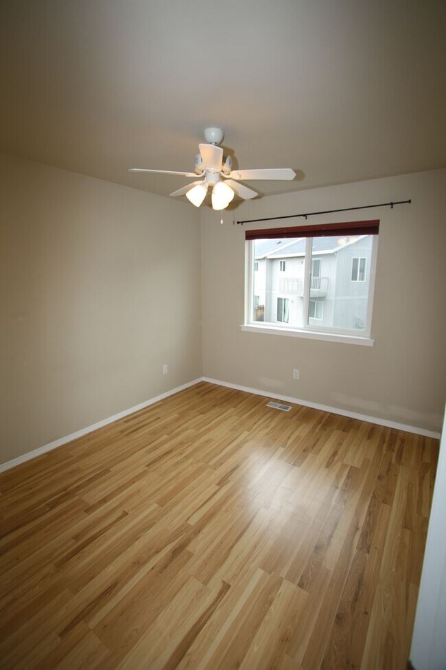 Building Photo - 368 SKWENTNA Dr