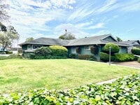 Building Photo - 1103 Seaward St