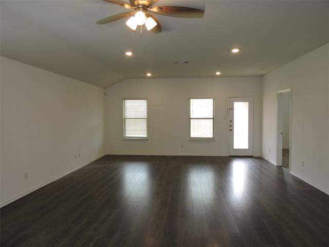 Building Photo - 1307 Community Way