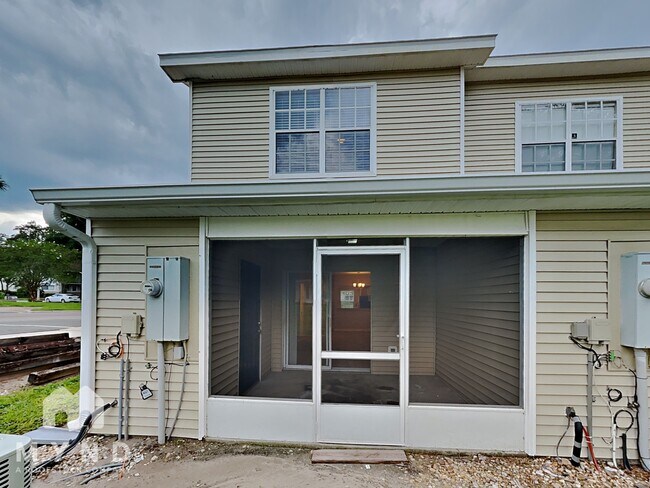 Building Photo - 4103 Plantation Cove Dr