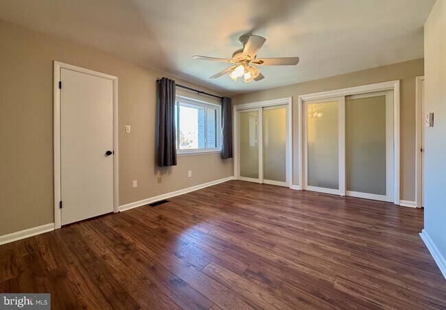 Building Photo - 3885 Steppes Ct