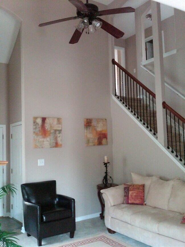 Building Photo - 3189 Sweet Clover Ln