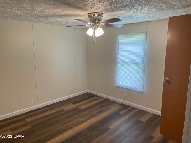 Building Photo - 1628 Buchanan St