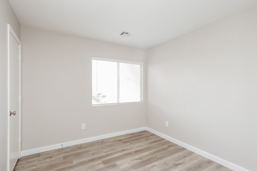 Building Photo - 485 Blue Juniper Ln