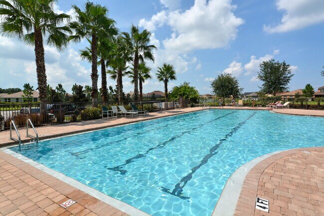 Building Photo - Gorgeous 3 bedroom 2.5 bath townhome in gated community in Copperstone!