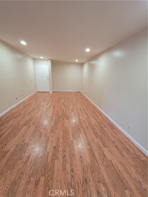 Building Photo - 4110 Elm Ave