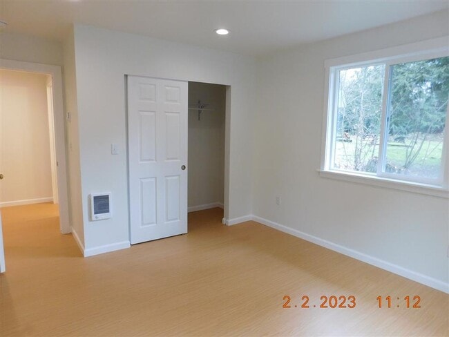 Building Photo - 44217 Leonard Rd