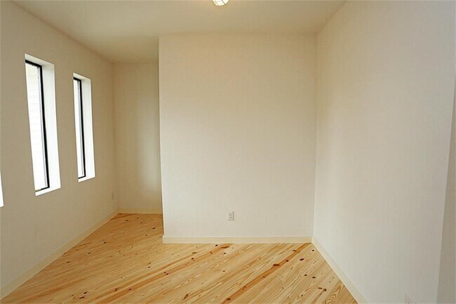 Building Photo - 4102 McKinney St