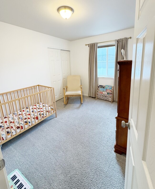 Building Photo - 1923 W Hampson Ave