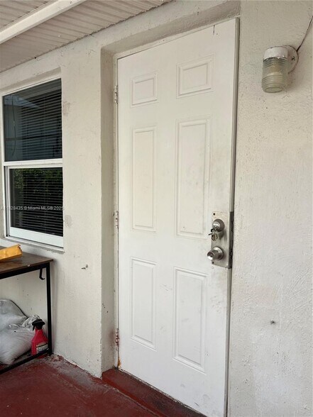 Building Photo - 2299 NE 136th Ter
