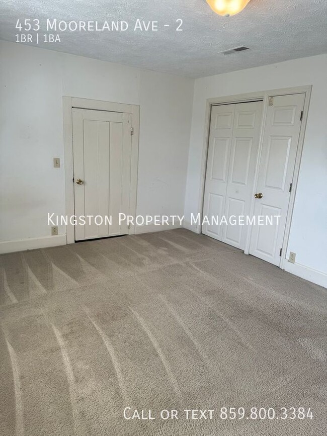 Building Photo - Charming 1 Bedroom!! 1/2 OFF SECURITY DEPO...