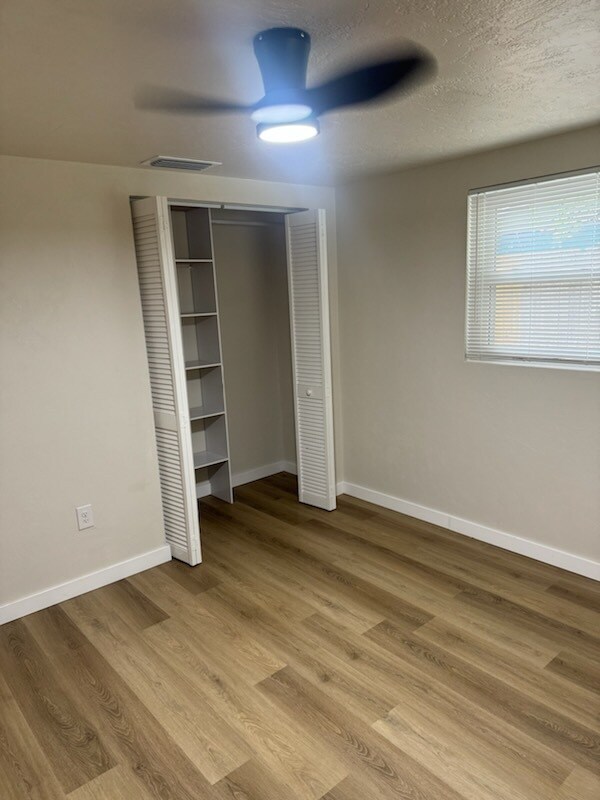 Building Photo - 2335 SE 46th Ter