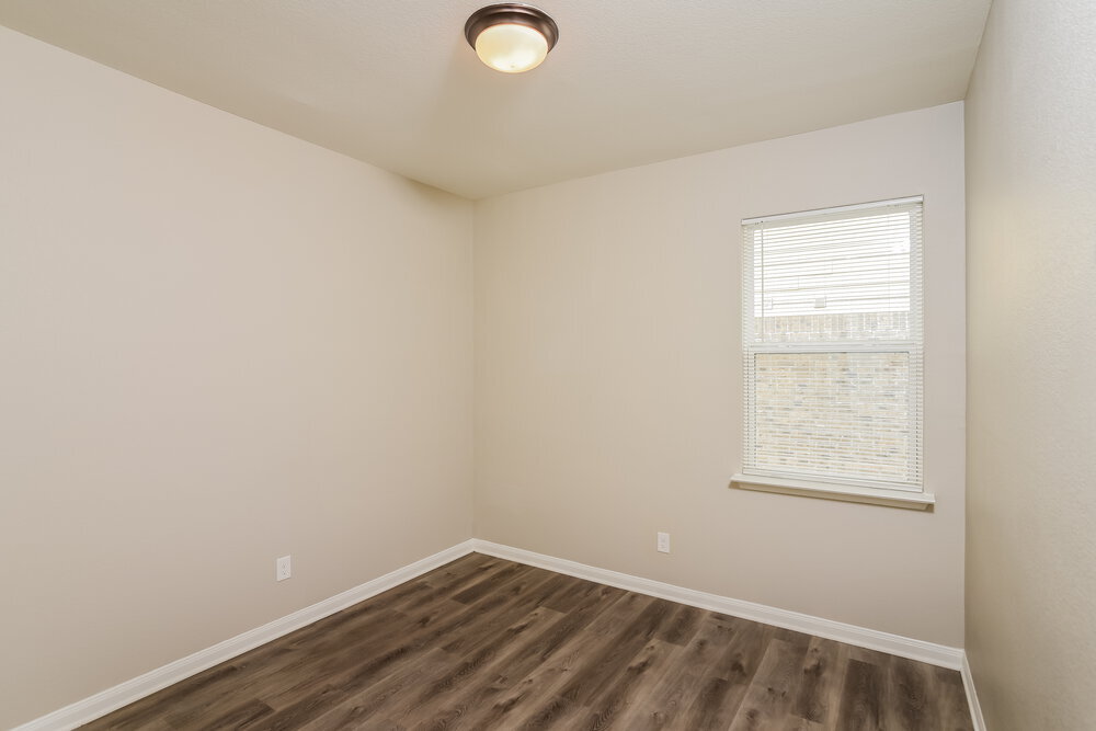 Building Photo - 243 Posey Pass