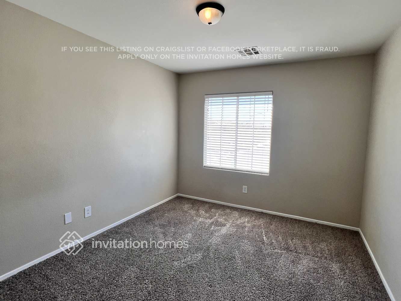 Building Photo - 644 Desert Passage St