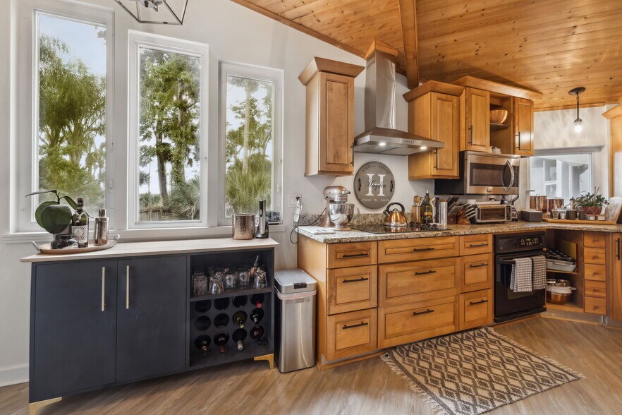 Building Photo - 4106 Leeward Pt