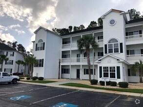 Building Photo - Spacious 3BR/2BA Condo Near North Myrtle B...