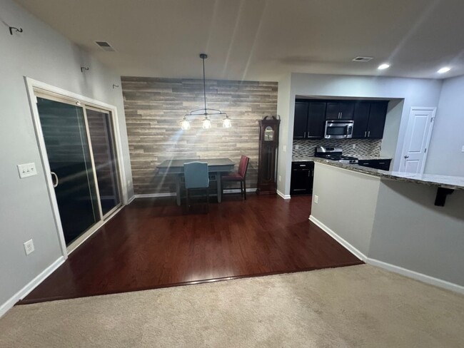 Building Photo - 1052 Spacious Skies Ln