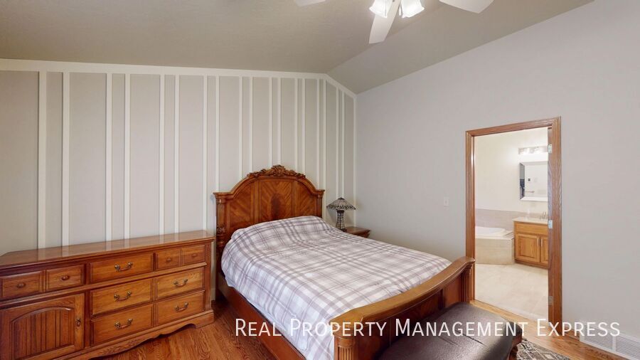 Building Photo - Beautiful 4-Bedroom, 4-Bath Home