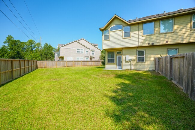 Building Photo - 118 Cheswood Manor Drive