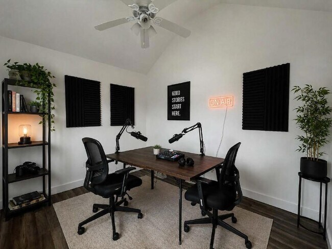 Building Photo - 4611 Milburn Ln