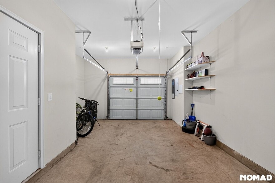 Building Photo - 817 Fair Winds Way