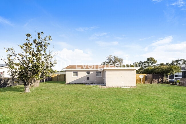 Building Photo - 139 Harrison St