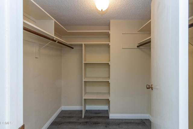 Building Photo - 630 W Huntington Dr