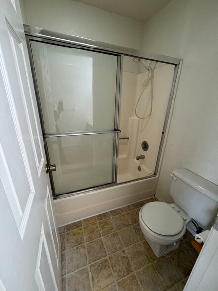 Building Photo - 5704 Camino Del Cielo