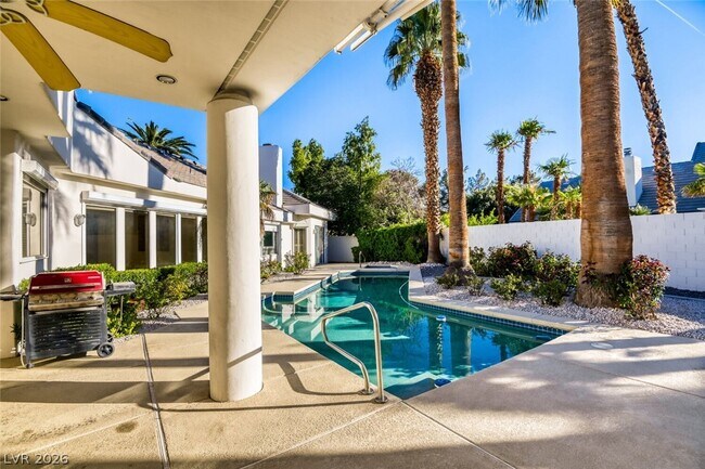 Building Photo - 212 Dalmatian Ln