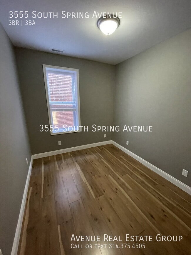 Building Photo - 3555 S Spring Ave