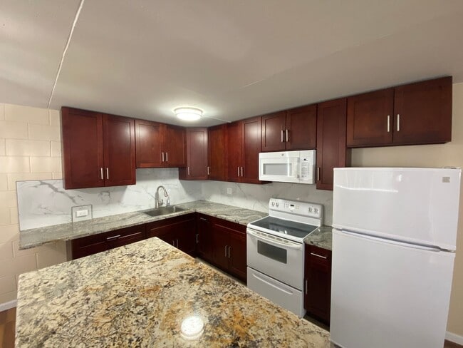 Building Photo - 025RIV