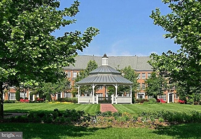 Building Photo - 324 Cameron Station Blvd