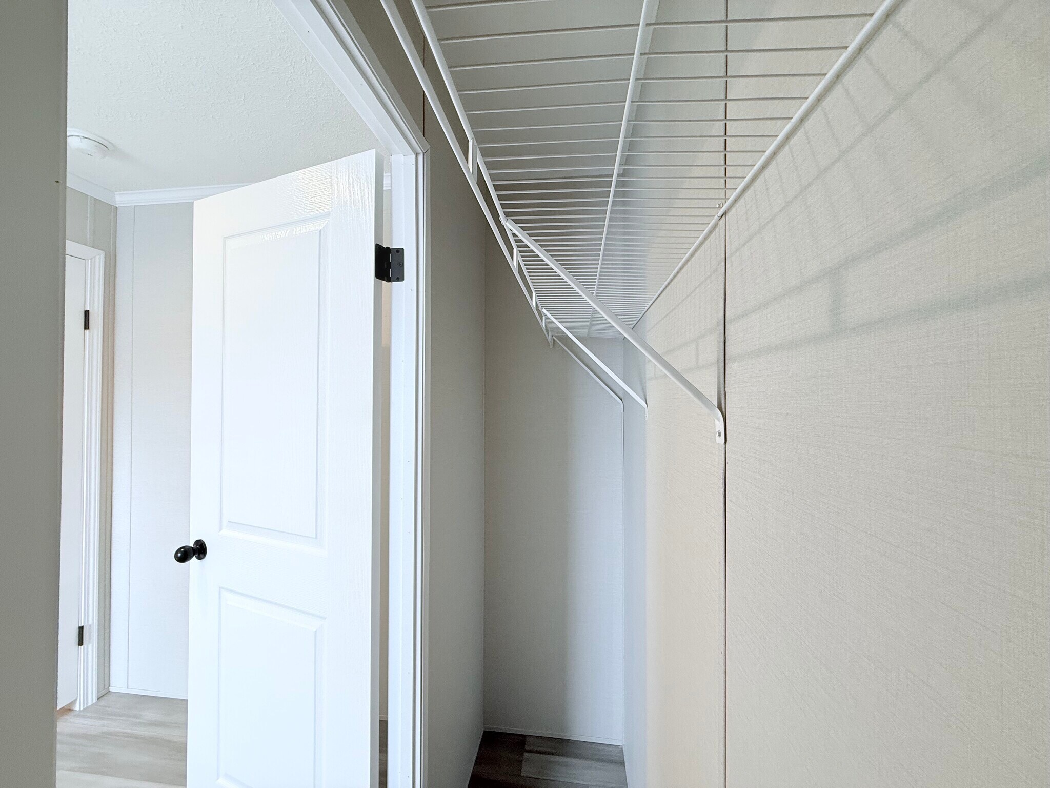 Building Photo - 29805 Jamestown Dr