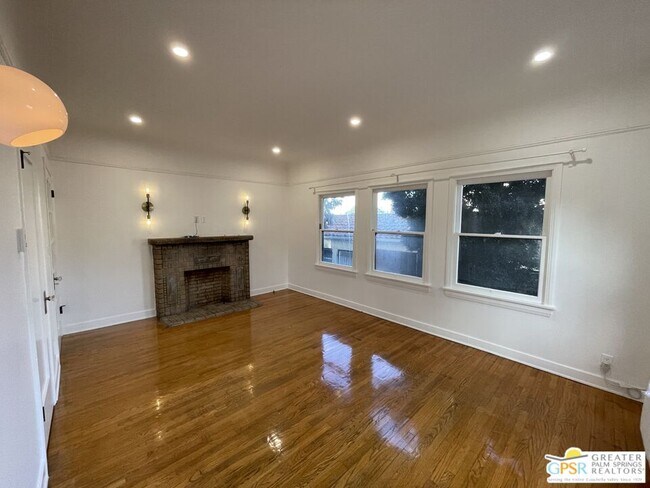 Building Photo - 739 Occidental Blvd