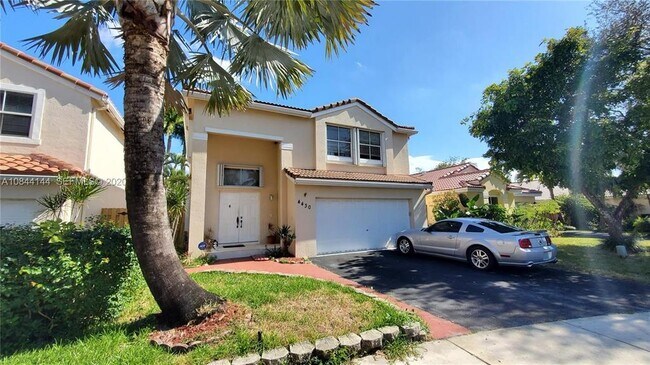 Building Photo - 4430 SW 82nd Way