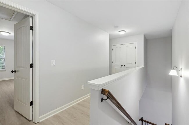 Building Photo - 149 Sunset Ln