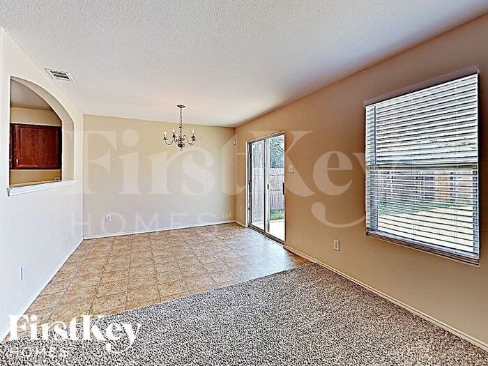 Building Photo - 1608 Quails Nest Dr