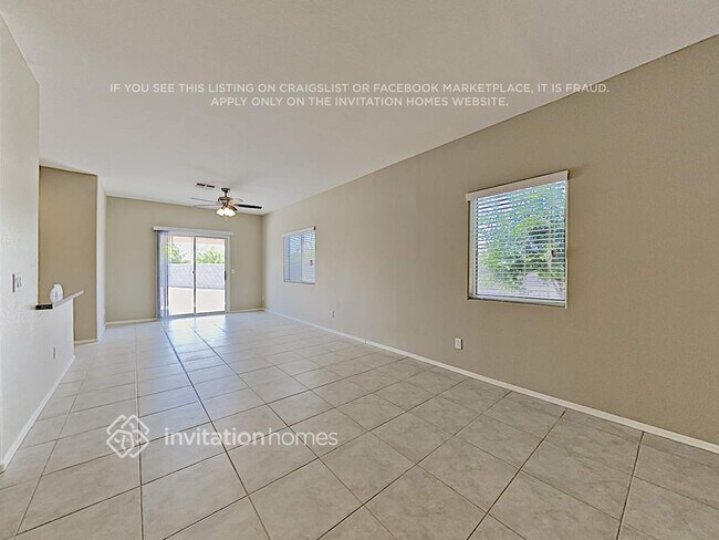 Building Photo - 13295 W Crocus Dr