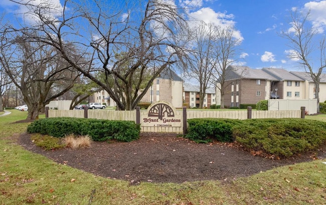 Building Photo - 5041 Green Mountain Cir